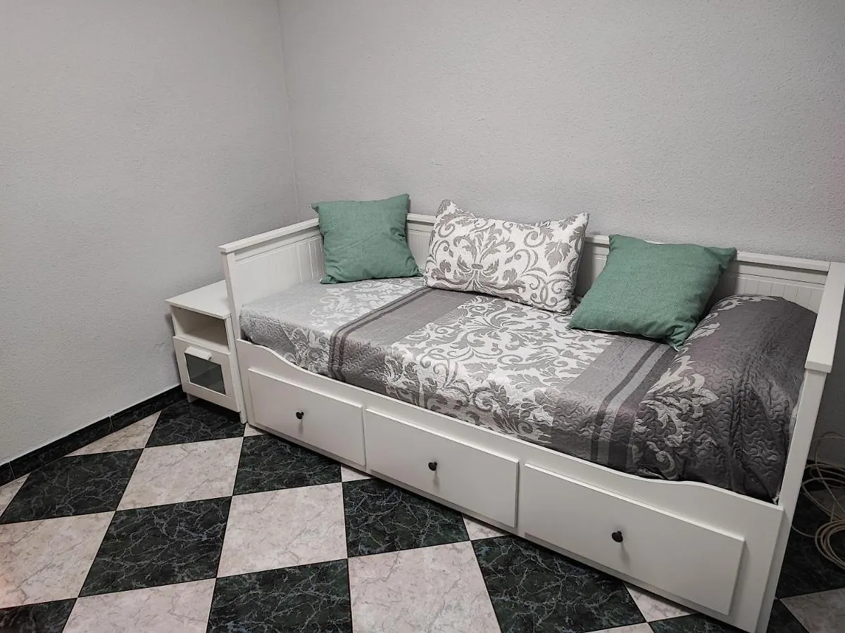 Teniente Bago Jaen Apartment